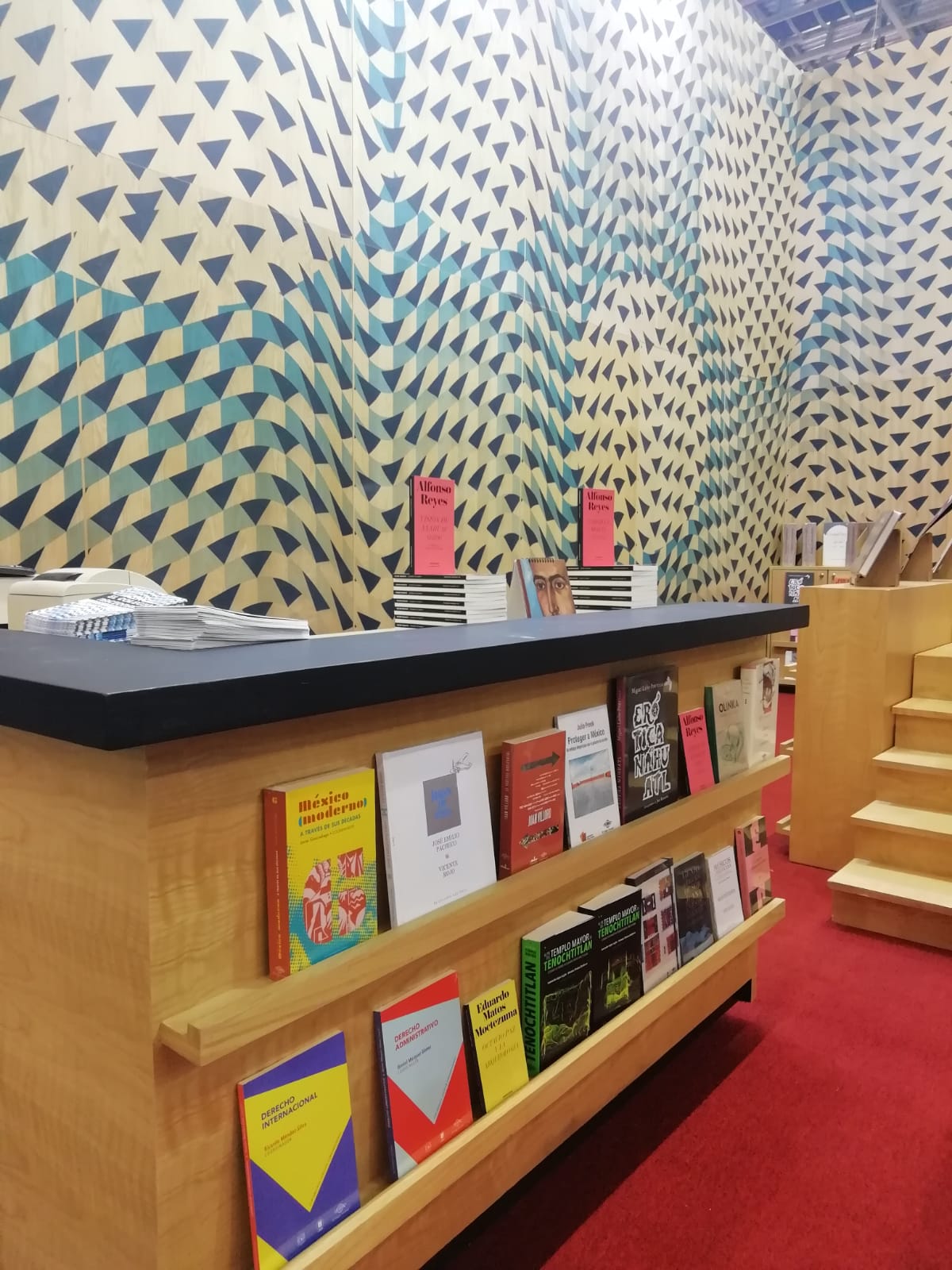 Stand Colegio Nacional, FIL 2019