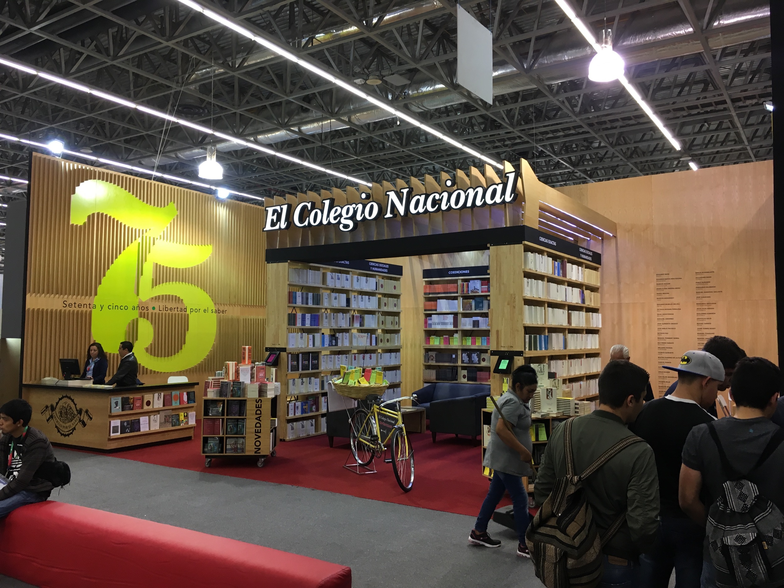 Stand Colegio Nacional, FIL 2018