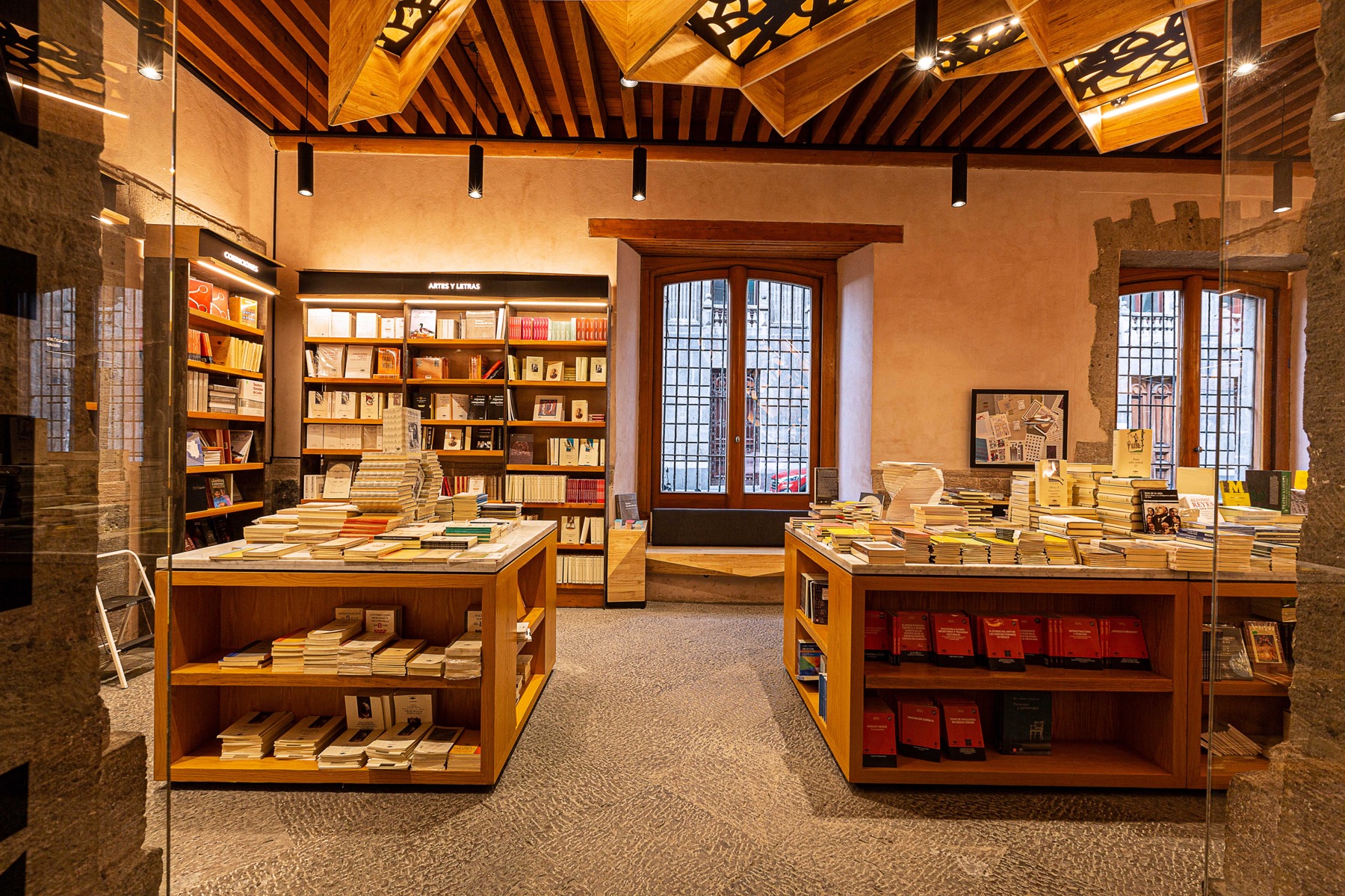 Librería - Cafetería Colegio Nacional