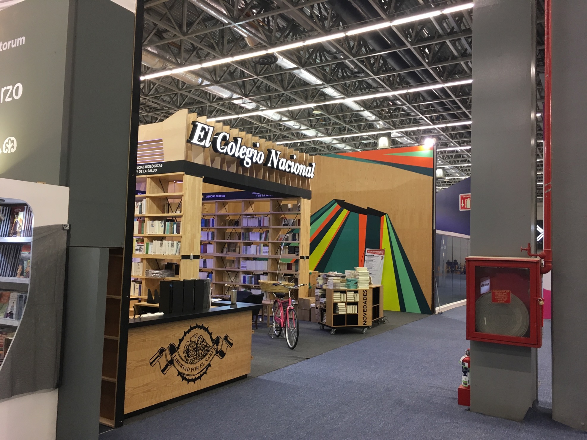 Stand Colegio Nacional FIL 2017